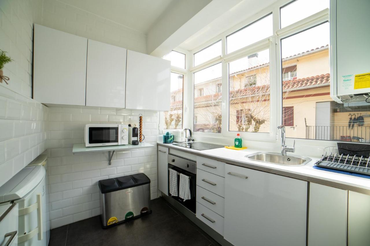 Charming Sweet Rio Deba Apartment By Cisan Rentals San Sebastián Eksteriør billede